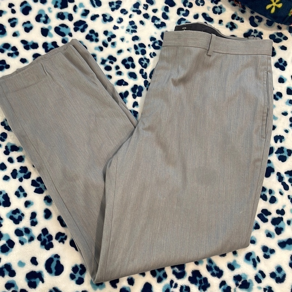 Gray slim, fit dress pants